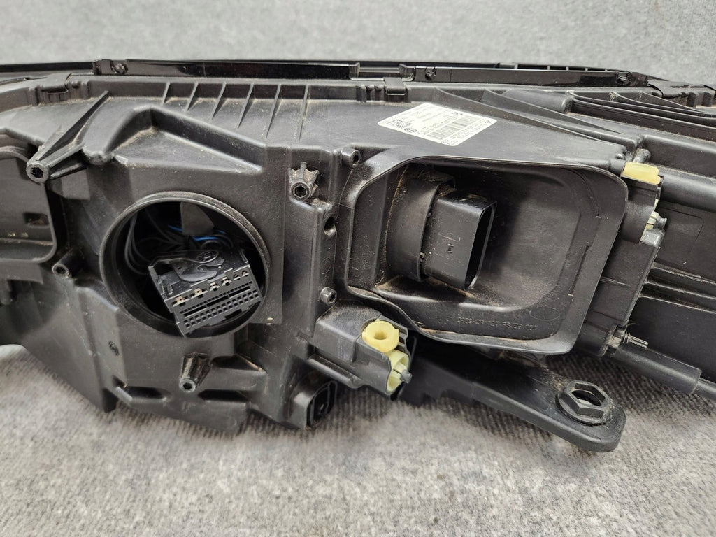 Frontscheinwerfer VW Touareg 761941082H LED Rechts Scheinwerfer Headlight SCH5897481701ak