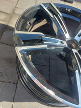 Load image into Gallery viewer, 1x Alufelge 18 Zoll 7.5" 5x112 25ET Glanz Schwarz 8746631 BMW Rim Wheel FEL7081979807az