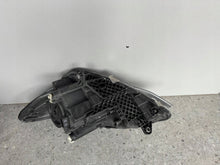 Laden Sie das Bild in den Galerie-Viewer, Frontscheinwerfer Mercedes-Benz Vito A4479067800 1EL0112841800346743 Rechts SCH6652376252un