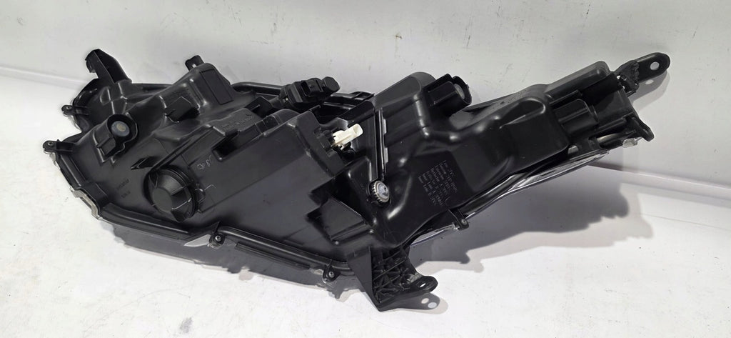 Frontscheinwerfer Toyota Yaris K0-8EU Rechts Scheinwerfer Headlight SCH3246779371ll