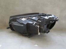 Load image into Gallery viewer, Frontscheinwerfer Mercedes-Benz Gle A1679069604 LED Rechts Headlight