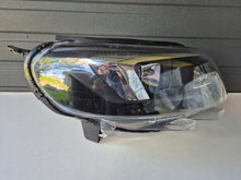 Laden Sie das Bild in den Galerie-Viewer, Frontscheinwerfer Opel Zafira Vivaro C 9832836480 Xenon Rechts Headlight