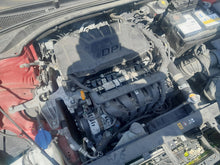 Laden Sie das Bild in den Galerie-Viewer, Motor Hyundai I30 III 1.5 DPI 110PS Benzin Engine Unkomplett