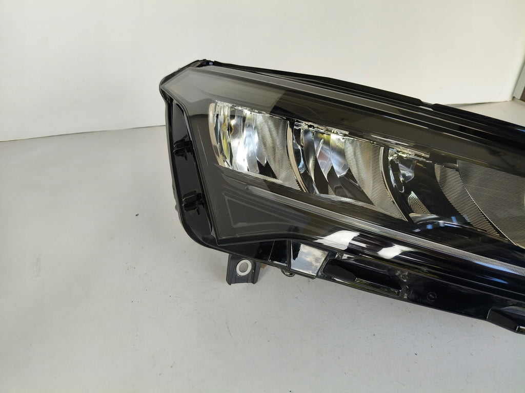 Frontscheinwerfer Skoda Enyaq 5LB941016 LED Rechts Scheinwerfer Headlight SCH9844621916yu