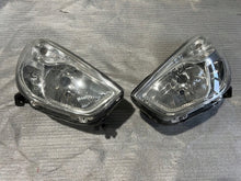 Laden Sie das Bild in den Galerie-Viewer, Frontscheinwerfer Dacia Dokker 260603007R 260109545R LED Ein Satz Headlight