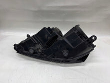 Laden Sie das Bild in den Galerie-Viewer, Frontscheinwerfer VW Passat B7 3AB941006 Halogen Rechts Scheinwerfer Headlight