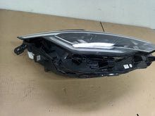 Load image into Gallery viewer, Frontscheinwerfer VW Golf VIII I 5H1941006A Rechts Scheinwerfer Headlight SCH5949059786vd