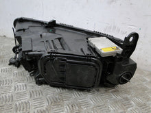 Laden Sie das Bild in den Galerie-Viewer, Frontscheinwerfer Audi A6 C6 Xenon Ein Stück (Rechts oder Links) Headlight