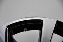 Load image into Gallery viewer, 1x Alufelge 16 Zoll 6.0&quot; 5x100 35ET Glanz 2GM601025 Vw Rim Wheel