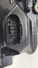 Laden Sie das Bild in den Galerie-Viewer, Frontscheinwerfer Skoda Octavia IV 5E4941035 Links Scheinwerfer Headlight SCH5151479323cs