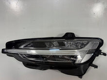 Laden Sie das Bild in den Galerie-Viewer, Frontscheinwerfer Volvo V60 II S60 III 32404685 Full LED Links Headlight SCH5840297184ba