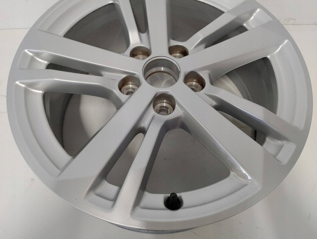 1x Alufelge 17 Zoll 7.0" 5x112 40ET 83A601025F Audi Q3 Rim Wheel FEL6254378160jw