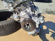 Load image into Gallery viewer, Motor Citroën C4 III 10Z1AM 1.2 THP Benzin Engine Unkomplett MOT6939672773lb
