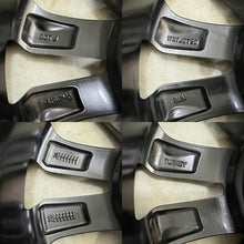Load image into Gallery viewer, 1x Alufelge 17 Zoll 7.0" 5x114.3 50ET Glanz Schwarz Toyota Rim Wheel FEL5428435419jp