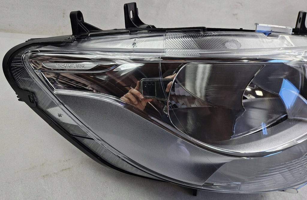 Frontscheinwerfer Mercedes-Benz Sprinter A9109060100 Rechts Headlight SCH7524715566ny