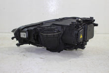 Laden Sie das Bild in den Galerie-Viewer, Frontscheinwerfer VW Sportsvan 517941032B Xenon Rechts Scheinwerfer Headlight