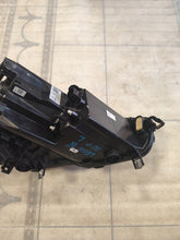 Laden Sie das Bild in den Galerie-Viewer, Frontscheinwerfer Seat Leon 5FB941007G LED Links Scheinwerfer Headlight