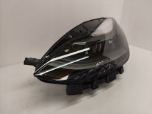 Laden Sie das Bild in den Galerie-Viewer, Frontscheinwerfer Tesla Model 3 1514953-00-D Full LED Rechts oder Links
