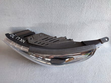 Laden Sie das Bild in den Galerie-Viewer, Frontscheinwerfer Hyundai I30 92101-G4600 G4921-63050 G4921-64030 LED Links