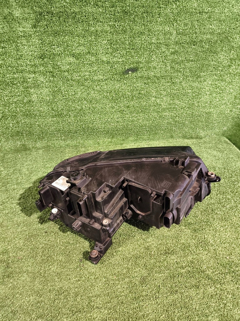 Frontscheinwerfer VW Tiguan 030110123100 5NB941035B Links Scheinwerfer Headlight SCH5376735064kg