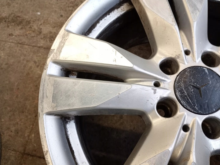 1x Alufelge 17 Zoll 8.5" 5x112 48ET Glanz Silber A2124010402 Mercedes-Benz W212 FEL2565365967eu