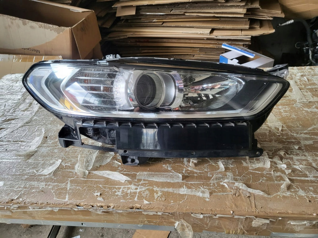 Frontscheinwerfer Ford Mondeo DS73-13W029-AE LED Rechts Scheinwerfer Headlight