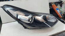 Laden Sie das Bild in den Galerie-Viewer, Frontscheinwerfer Kia Sportage F1921-06710 LED Rechts Scheinwerfer Headlight SCH9785161373cd