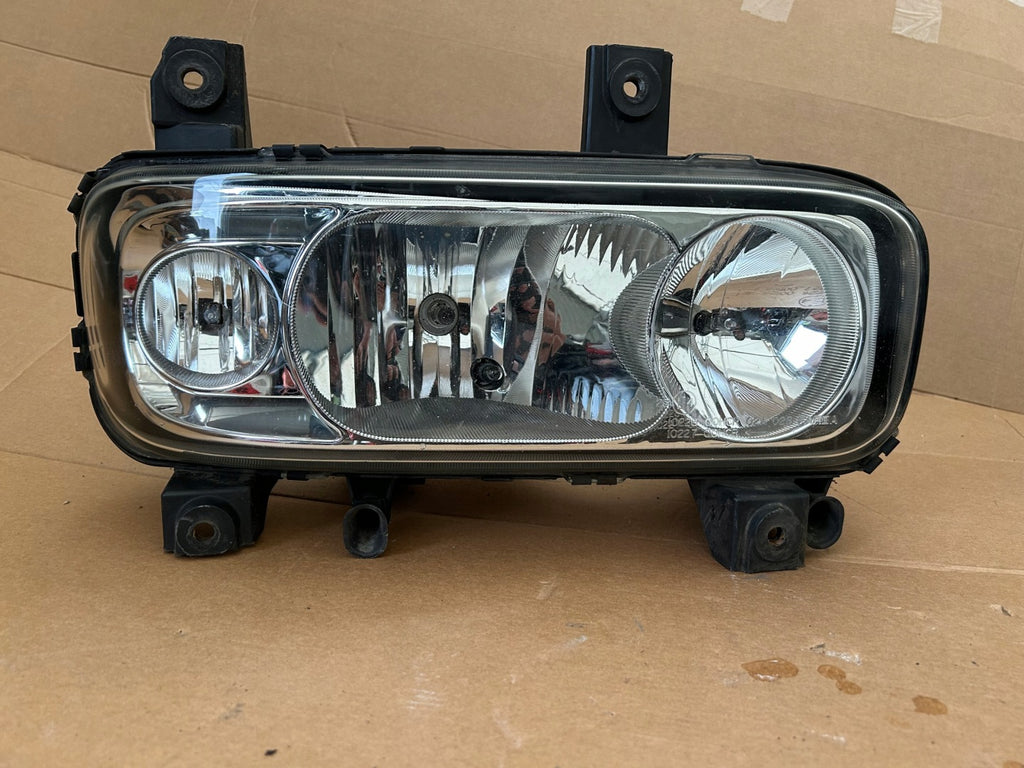 Frontscheinwerfer Mercedes-Benz A9738202961 Rechts Scheinwerfer Headlight SCH6658622971hk