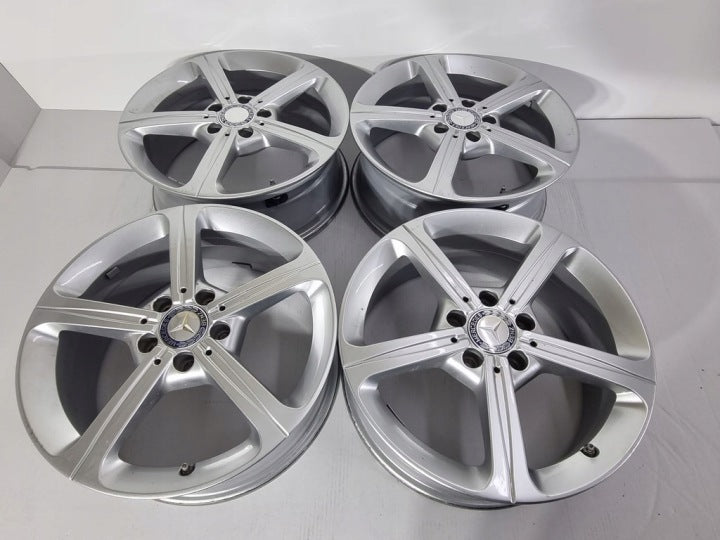 4x Alufelge 17 Zoll 6.5" 5x112 44ET Glanz Silber A1774011200 Mercedes-Benz Cla FEL1381032727wo