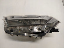 Laden Sie das Bild in den Galerie-Viewer, Frontscheinwerfer Toyota Rav V 4 2209150195 Full LED Links Headlight SCH4572657924yy