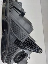 Laden Sie das Bild in den Galerie-Viewer, Frontscheinwerfer Skoda Superb III 3V1941016C Full LED Rechts Headlight