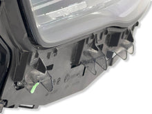 Laden Sie das Bild in den Galerie-Viewer, Frontscheinwerfer Mercedes-Benz Gla H247 A2479064906 LED Links Headlight SCH8436097334ll