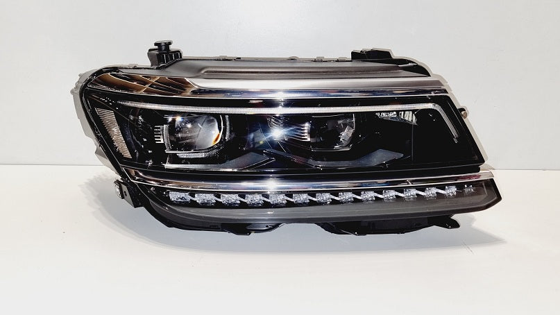 Frontscheinwerfer VW Tiguan 5NB941082D Rechts Scheinwerfer Headlight