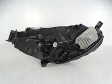 Laden Sie das Bild in den Galerie-Viewer, Frontscheinwerfer Tesla 3 1077375-00-11 Links Scheinwerfer Headlight