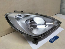 Load image into Gallery viewer, Frontscheinwerfer Honda Jazz Rechts Scheinwerfer Headlight SCH8329362251hm