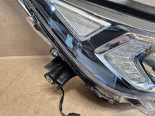 Load image into Gallery viewer, Frontscheinwerfer Toyota RAV-4 A5RAV4 LED Rechts Scheinwerfer Headlight SCH3194274524cv