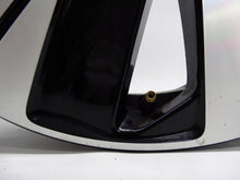 Laden Sie das Bild in den Galerie-Viewer, 1x Alufelge 18 Zoll 7.5&quot; 5x108 50,5ET Glanz Schwarz 31680403 Volvo Xc40