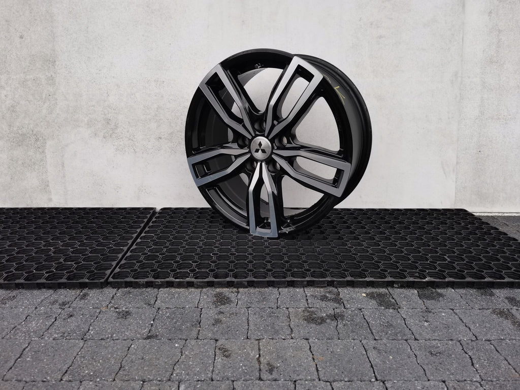 1x Alufelge 17 Zoll 7.0" 5x114.3 38ET Mitsubishi Outlander III Eclipse Cross