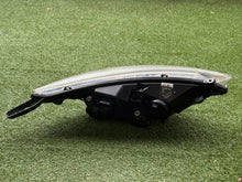 Load image into Gallery viewer, Frontscheinwerfer Ford B-Max AV11-13W030-AD Links Scheinwerfer Headlight SCH2778453448vm