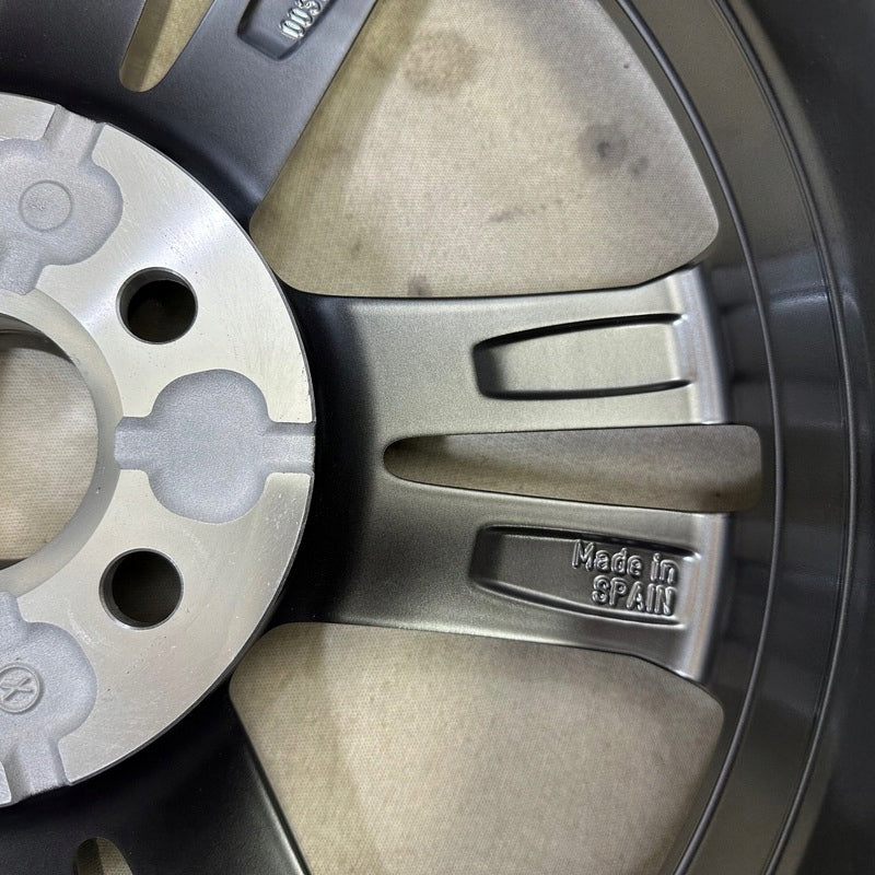 1x Alufelge 16 Zoll 6.5" 5x100 47ET Glanz Grau 2G0601025AA VW Rim Wheel FEL7479209805cm