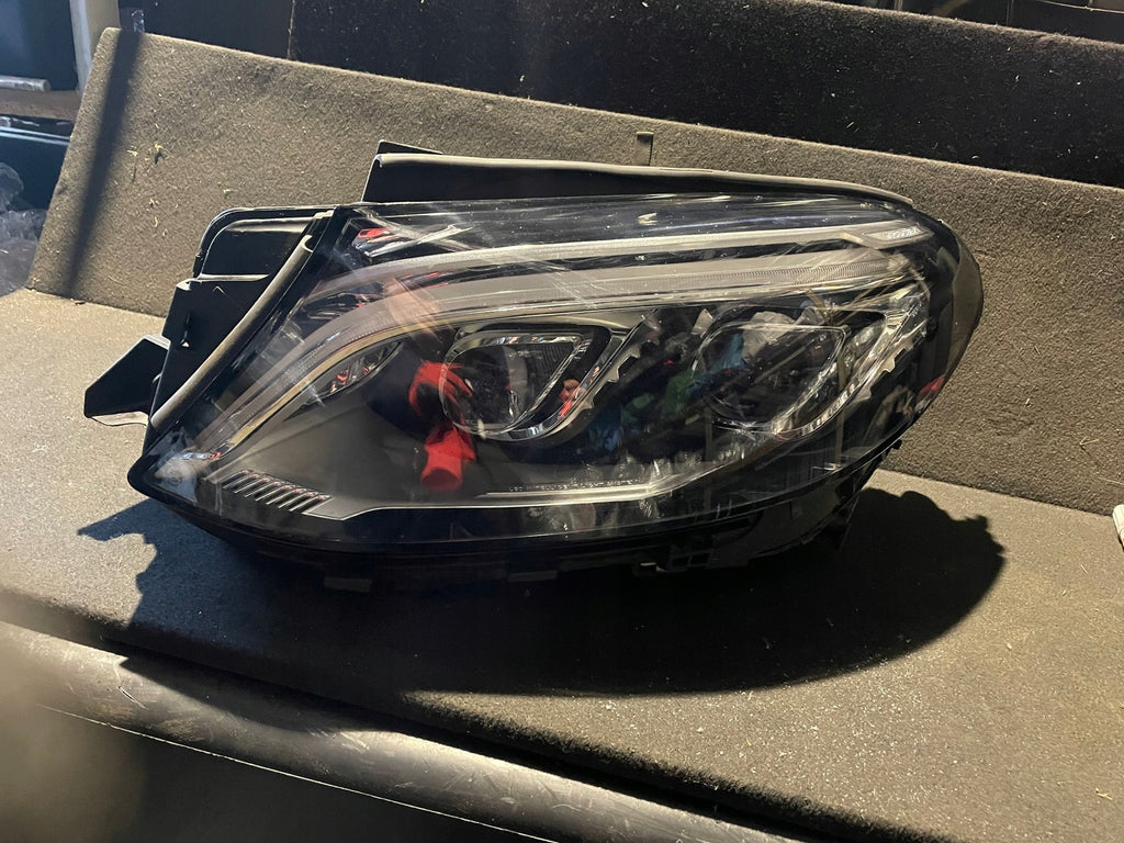 ペルフェクト Hitachi ZX135US Pump, Main Hydraulic | Part Number 9285566