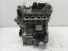 Load image into Gallery viewer, Motor Ford Tourneo Connect 1.5 TSI 114PS 84kW 32TKm 2023 Benzin Unkomplett MOT8218223962gv