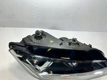 Load image into Gallery viewer, Frontscheinwerfer VW Caddy 2K1941031A Xenon Ein Stück (Rechts oder Links) SCH4906940850rd