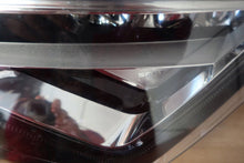Laden Sie das Bild in den Galerie-Viewer, Frontscheinwerfer Seat Ateca 576941007D DV LED Links Scheinwerfer Headlight SCH4618312660wb