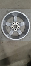Load image into Gallery viewer, 1x Alufelge 16 Zoll 6.0" 5x112 43ET Glanz Silber 81A071496A Audi A3 Q2 Rim Wheel FEL7570584592po