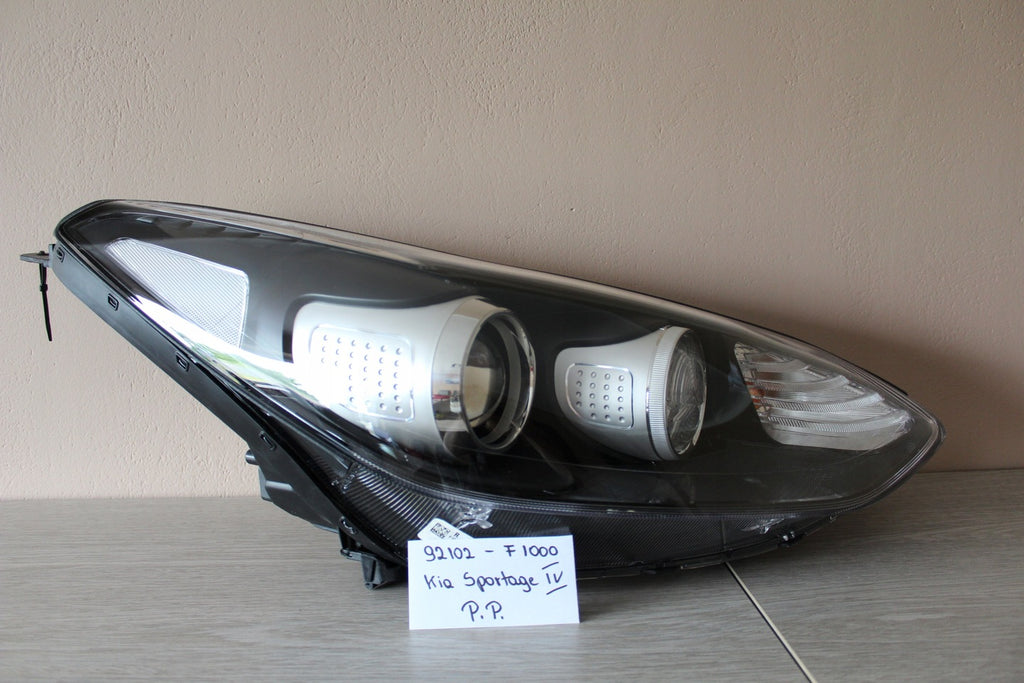 Frontscheinwerfer Kia Sportage IV 92102-F1000 Rechts Scheinwerfer Headlight SCH6818293601yb