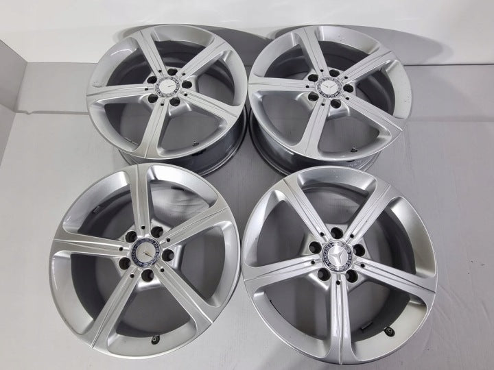 4x Alufelge 17 Zoll 6.5" 5x112 44ET Glanz Silber A1774011200 Mercedes-Benz Cla FEL1381032727wo