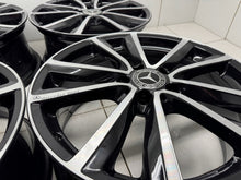 Laden Sie das Bild in den Galerie-Viewer, 4x Alufelge 18 Zoll 7.5" 5x112 52ET Glanz Schwarz A2464010600 Mercedes-Benz Cla FEL4250877745cd