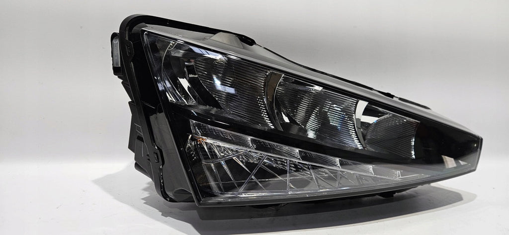 Frontscheinwerfer Skoda Scala 657941016 LED Rechts Scheinwerfer Headlight SCH3370941926er