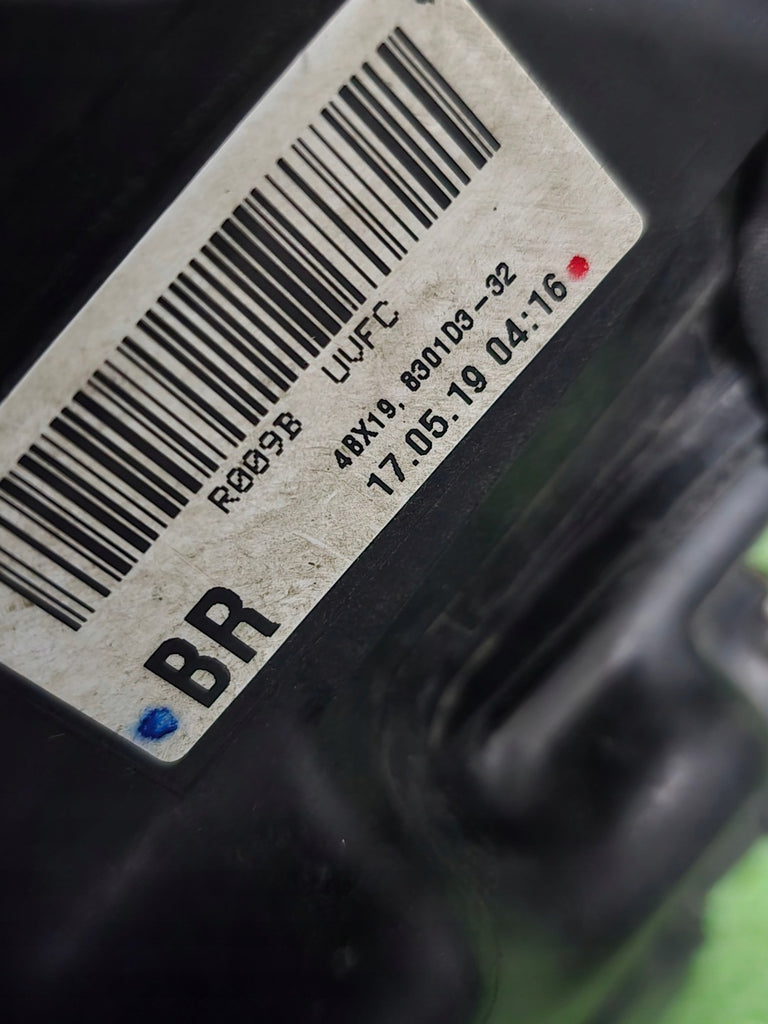 Frontscheinwerfer Mitsubishi Outlander III 8301D3-32 8301D3-31 Full LED Ein Satz